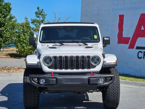 2025 Jeep Wrangler Rubicon X