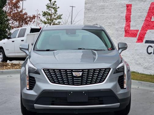 2023 Cadillac XT4 FWD Premium Luxury