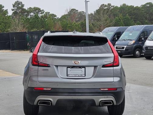 2023 Cadillac XT4 FWD Premium Luxury