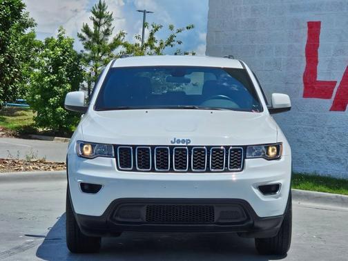 2021 Jeep Grand Cherokee Laredo E