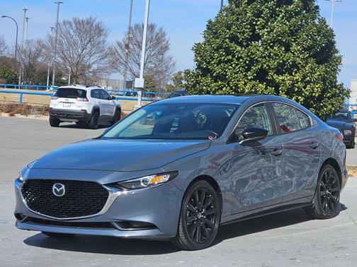 2023 Mazda Mazda3 2.5 S Carbon Edition