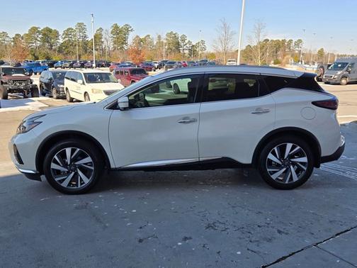 2023 Nissan Murano SL