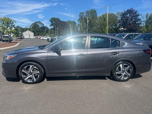 2022 Subaru Legacy Limited XT