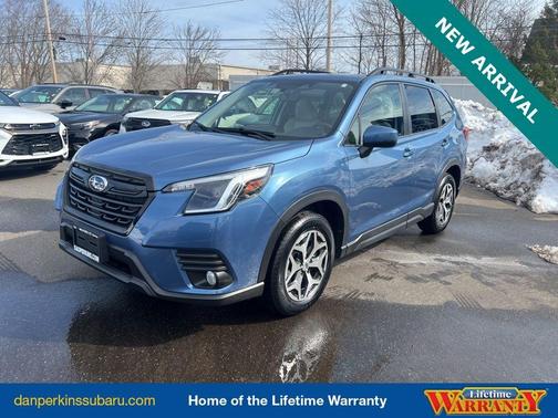 2022 Subaru Forester Premium