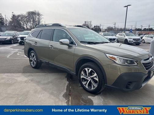 2022 Subaru Outback Touring