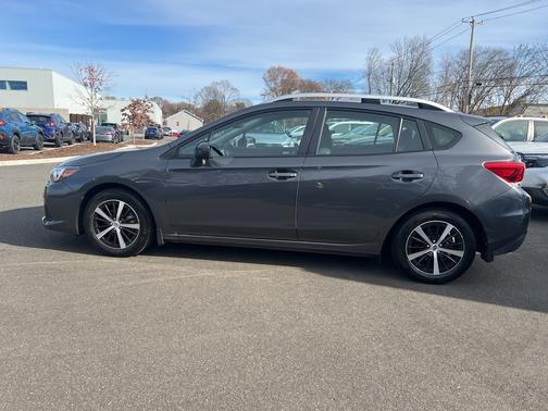 2023 Subaru Impreza Premium