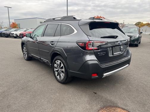 2024 Subaru Outback Touring