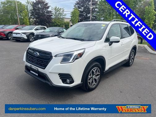 2022 Subaru Forester Premium