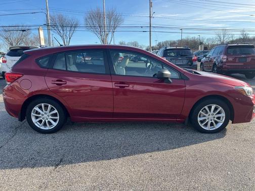 2019 Subaru Impreza 2.0i