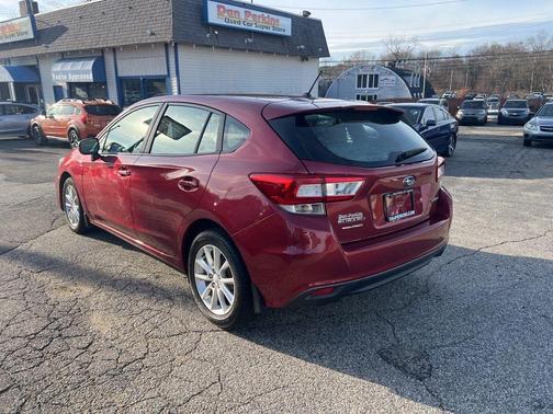 2019 Subaru Impreza 2.0i