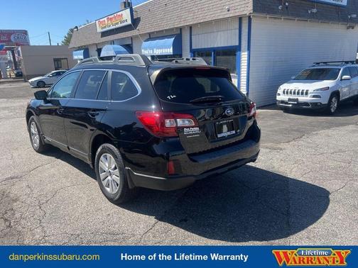Crystal Black Silica 2015 Subaru Outback 2.5i Premium
