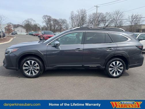 Magnetite Gray Metallic 2024 Subaru Outback Touring