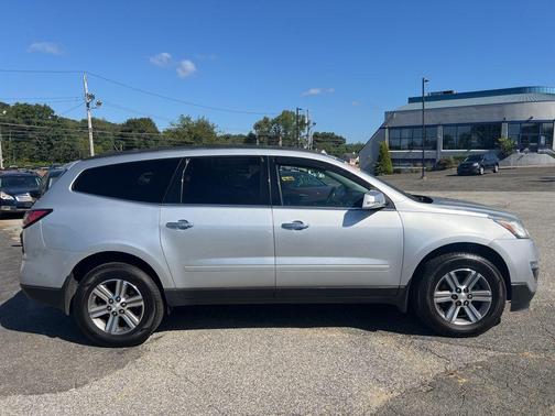 2017 Chevrolet Traverse 1LT