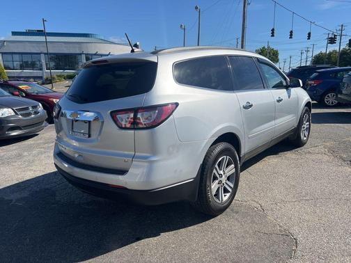 2017 Chevrolet Traverse 1LT