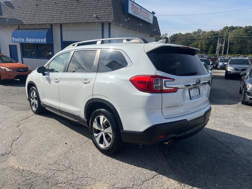 2023 Subaru Ascent Premium