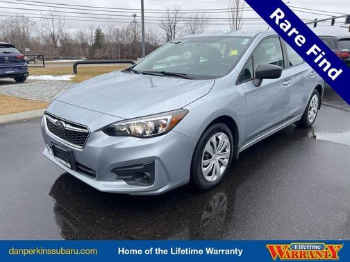 Ice Silver Metallic 2018 Subaru Impreza 2.0i