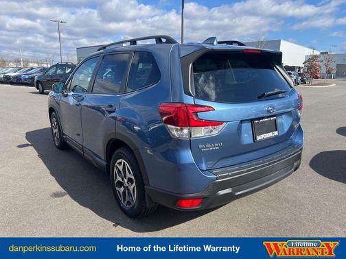 2023 Subaru Forester Premium