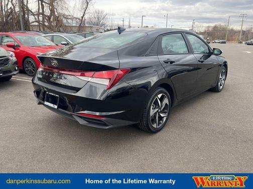 2023 Hyundai ELANTRA SEL