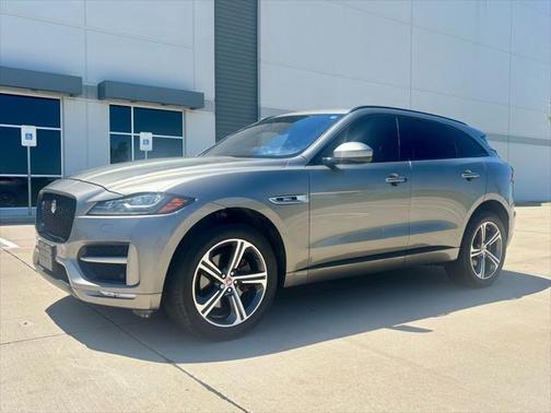 2018 Jaguar F-PACE 30t R-Sport