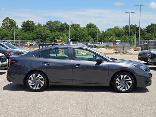 Magnetite Gray Metallic 2025 Subaru Legacy Limited