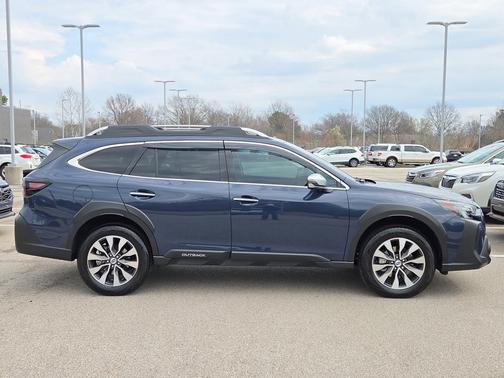 2025 Subaru Outback Touring XT