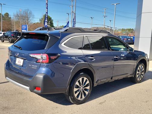 2025 Subaru Outback Touring