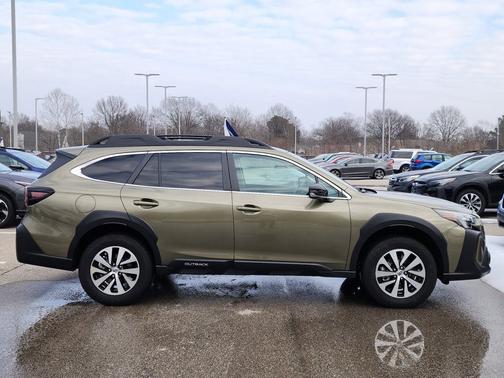 2025 Subaru Outback Premium