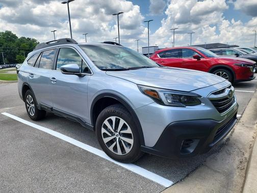 2022 Subaru Outback Premium