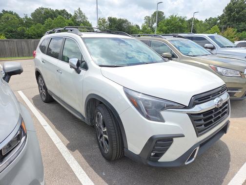 Crystal White Pearl 2023 Subaru Ascent Touring