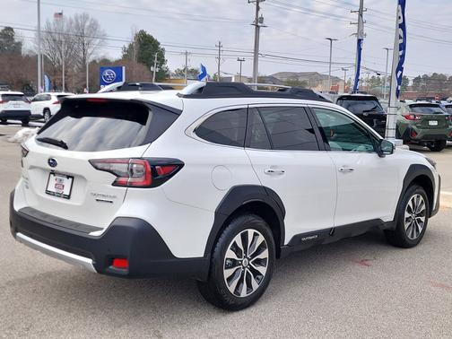 2025 Subaru Outback Touring