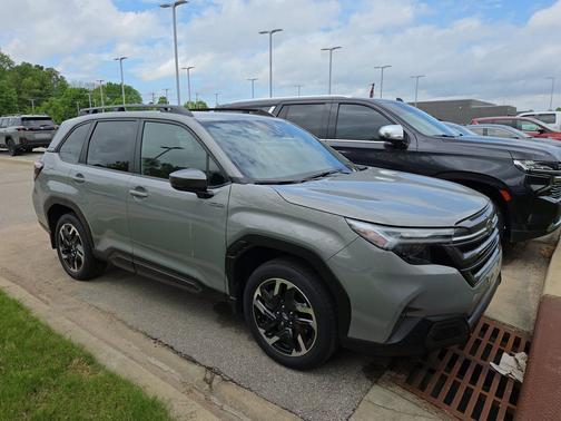 River Rock Pearl 2025 Subaru Forester Hybrid Limited Hybrid