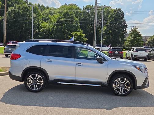Ice Silver Metallic 2025 Subaru Ascent Limited