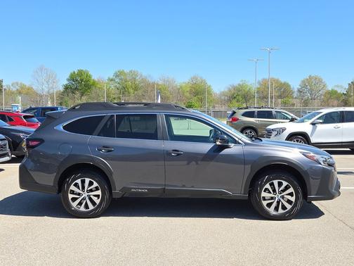Magnetite Gray Metallic 2025 Subaru Outback Premium