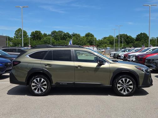 Autumn Green Metallic 2025 Subaru Outback Limited
