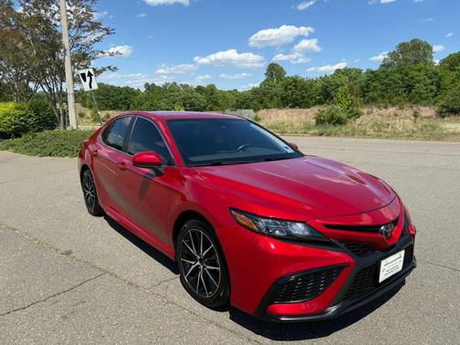 Supersonic Red 2021 Toyota Camry SE