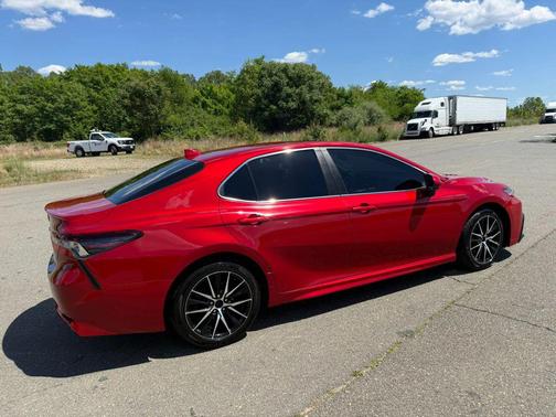Supersonic Red 2021 Toyota Camry SE