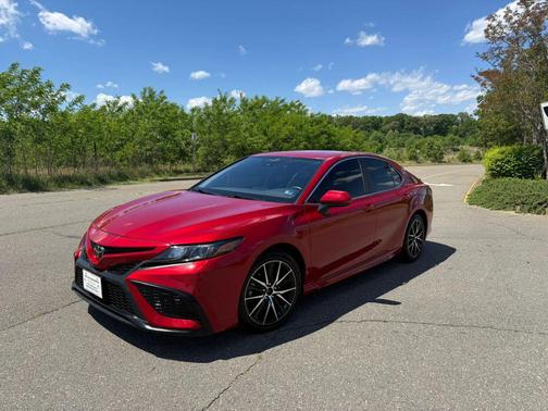 Supersonic Red 2021 Toyota Camry SE