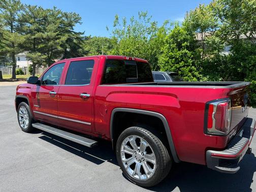 Red Quartz Tintcoat 2018 GMC Sierra 1500 Denali