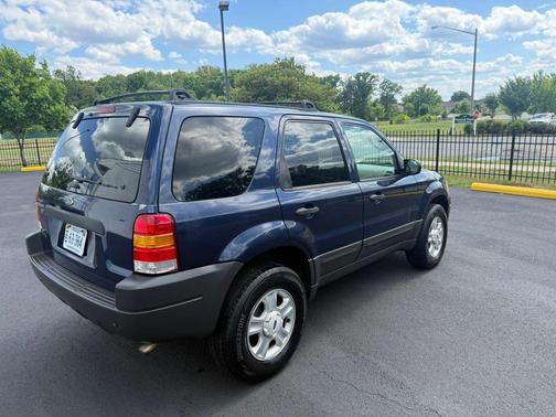 Blue 2003 Ford Escape XLT