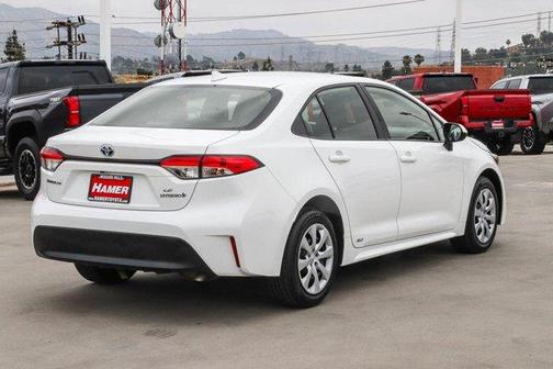 Ice 2024 Toyota Corolla Hybrid LE