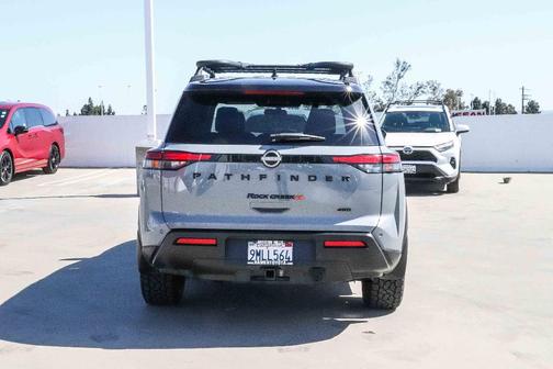 2t Gry Blk Roof 2024 Nissan Pathfinder Rock Creek