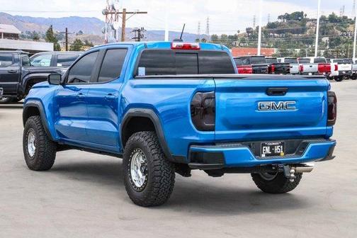 Dynamic Blue Metallic 2023 GMC Canyon Elevation
