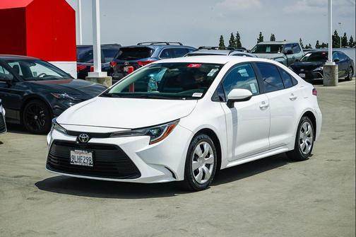 Ice Cap 2024 Toyota Corolla LE