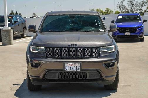 Granite Crystal Clearcoat Metallic 2020 Jeep Grand Cherokee Altitude