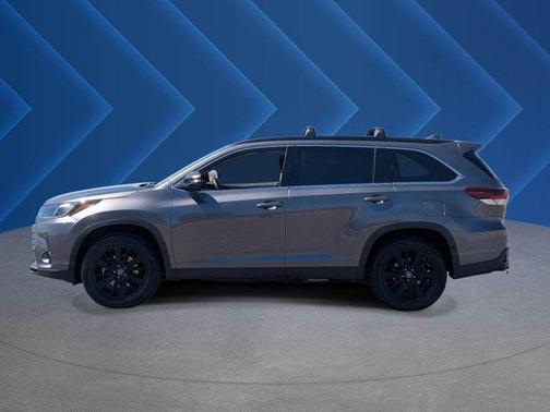 Predawn Gray Mica 2019 Toyota Highlander SE