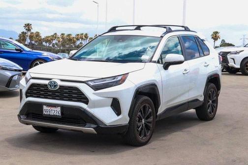 Pearl 2024 Toyota RAV4 Hybrid SE