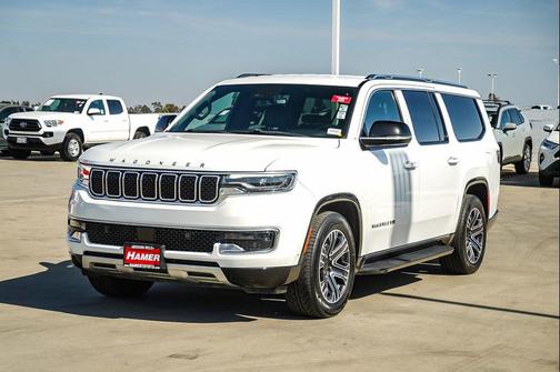 Bright White Clearcoat 2023 Jeep Wagoneer L Series II 4x4