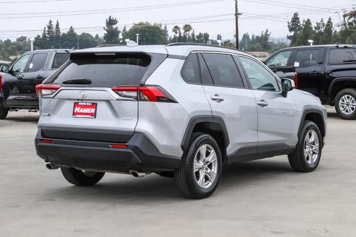Silver Sky Metallic 2022 Toyota RAV4 XLE
