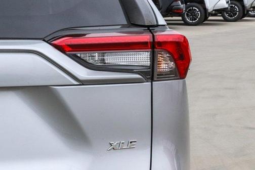 Silver Sky Metallic 2022 Toyota RAV4 XLE