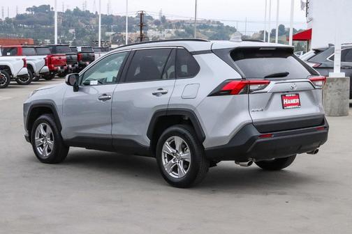Silver Sky Metallic 2022 Toyota RAV4 XLE